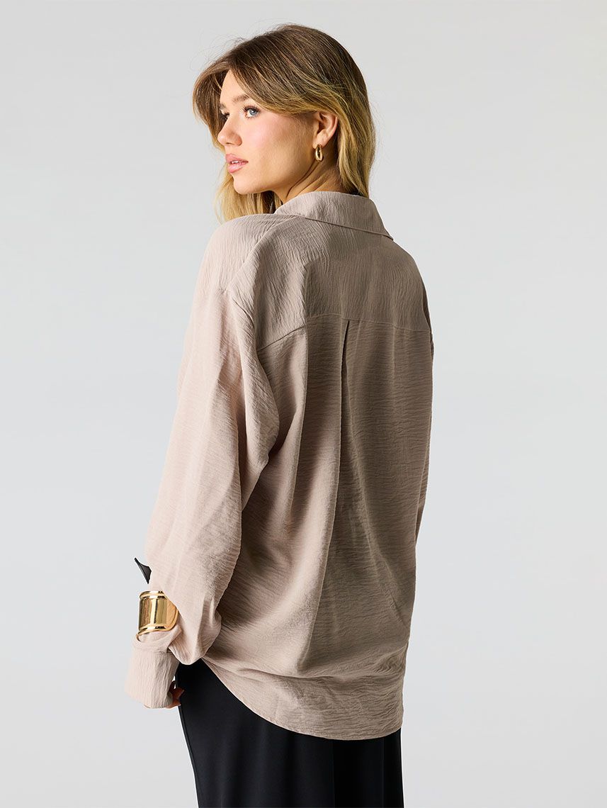 חולצת אוברסייז מכופתרת