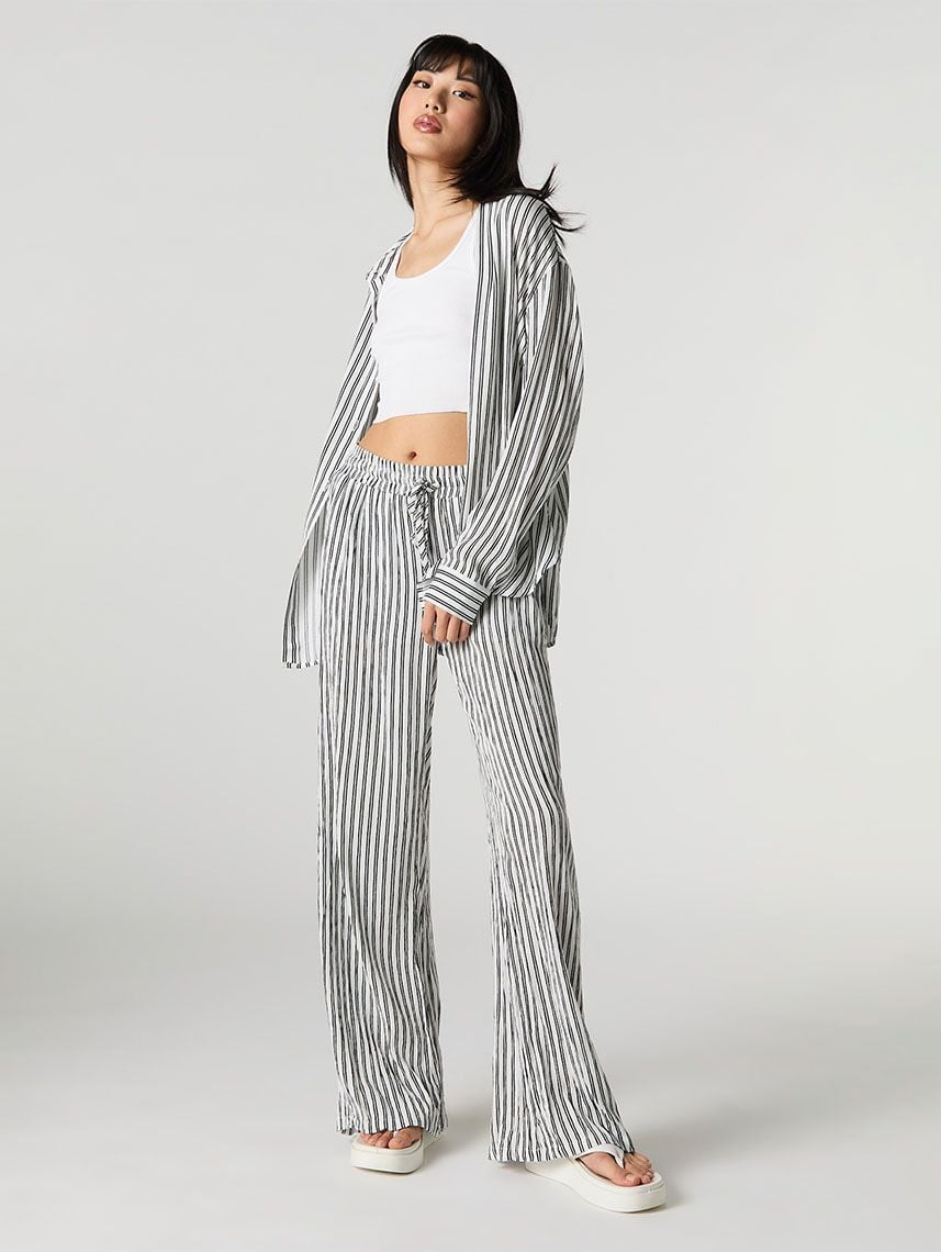 חולצת Flowy מכופתרת ארוכה