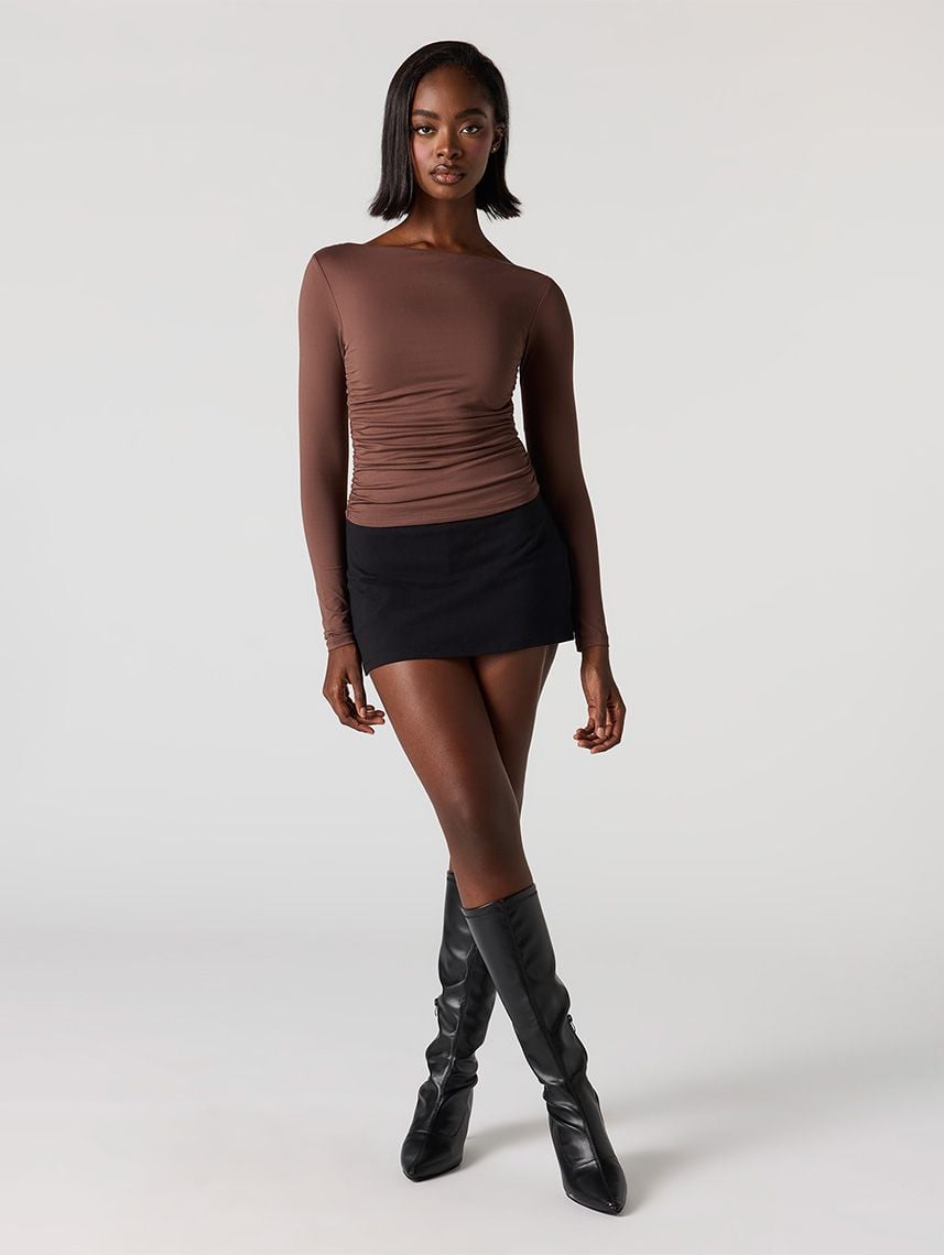 חולצה ארוכה עם מפתח אסימטרי