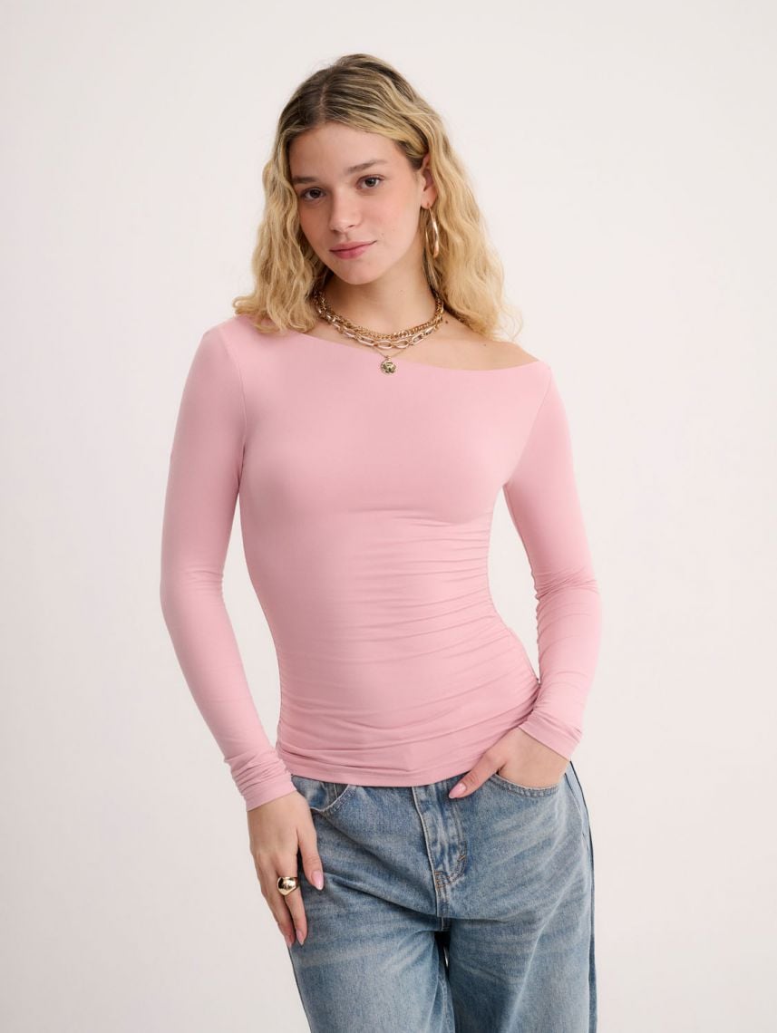 חולצה ארוכה עם מפתח אסימטרי