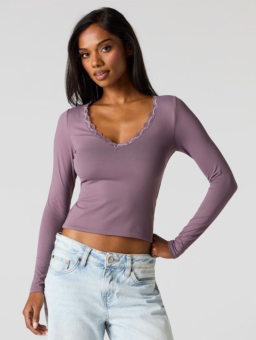 חולצה ארוכה עם מפתח תחרה