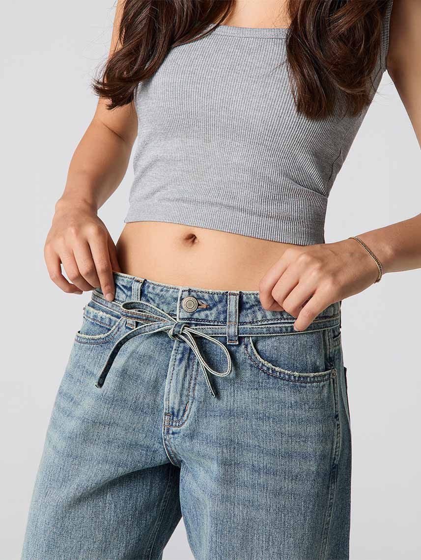 ג’ינס LOW RISE-BAGGY עם חגורה