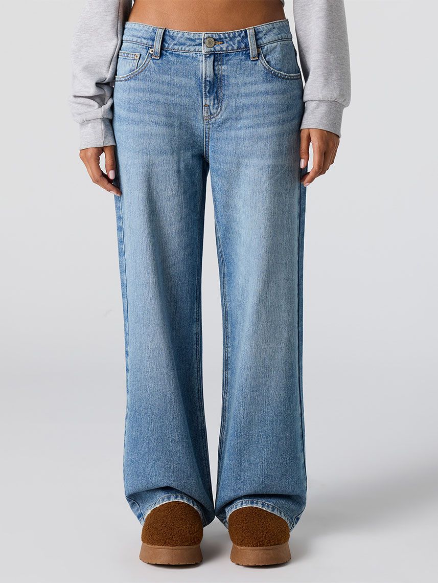 ג’ינס LOW RISE-BAGGY עם רקמה