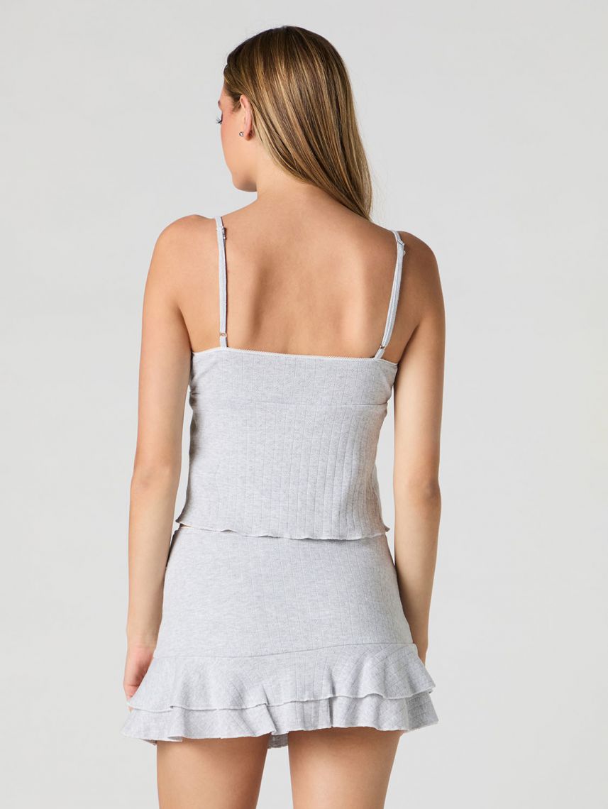 גופיית פוינטל עם פתח קדמי