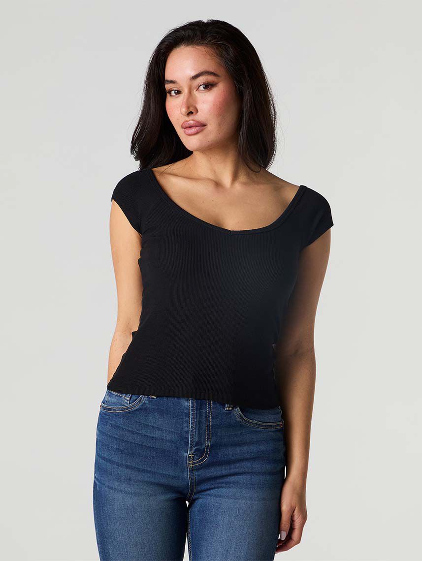 טי-שירט וי ריב