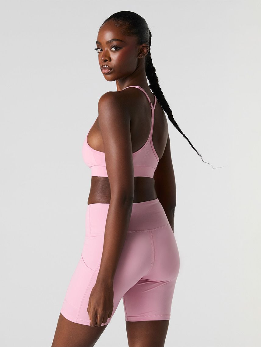 טייץ אקטיב קצר עם כיסים