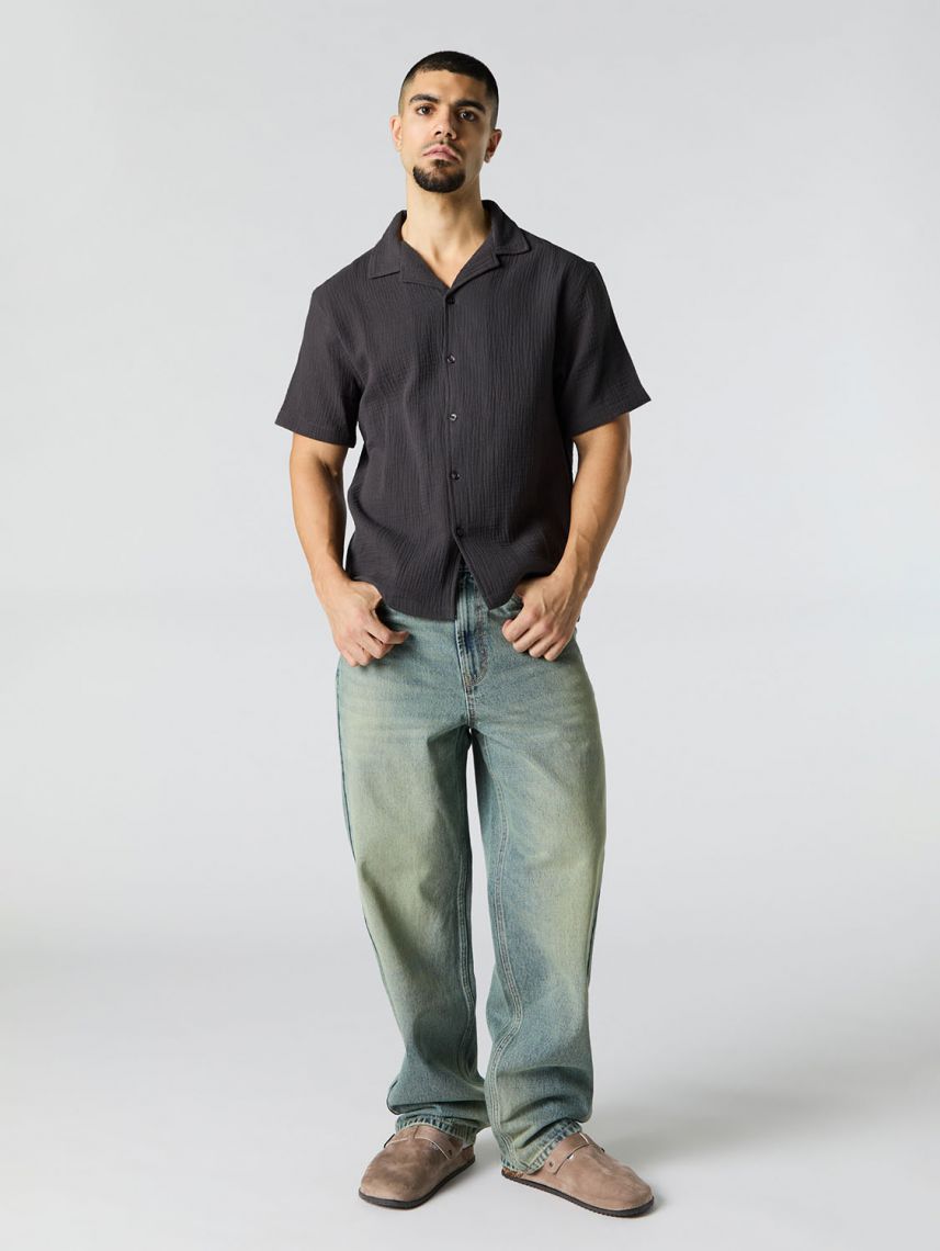 חולצה מכופתרת מקומטת