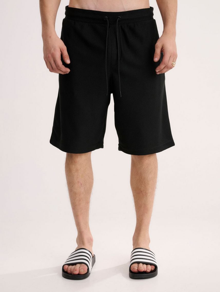 מכנסי טקסטורה עבים קצרים