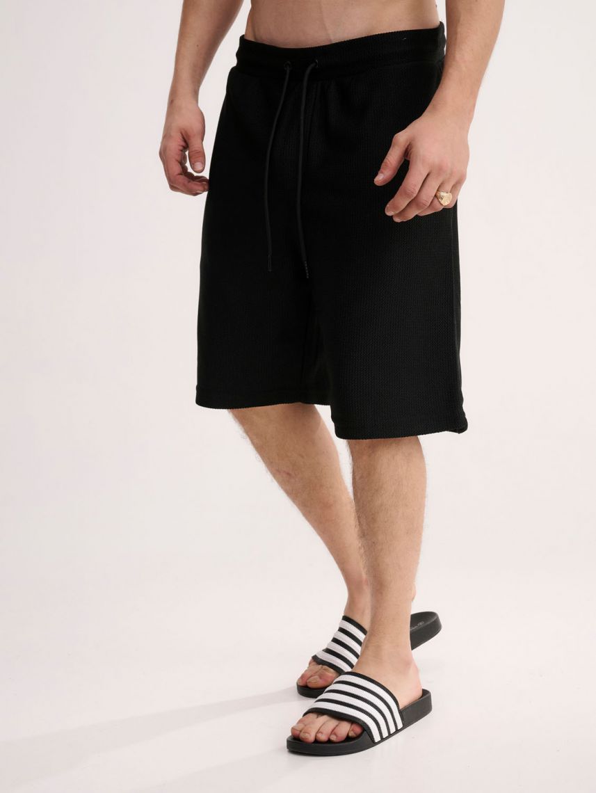 מכנסי טקסטורה עבים קצרים