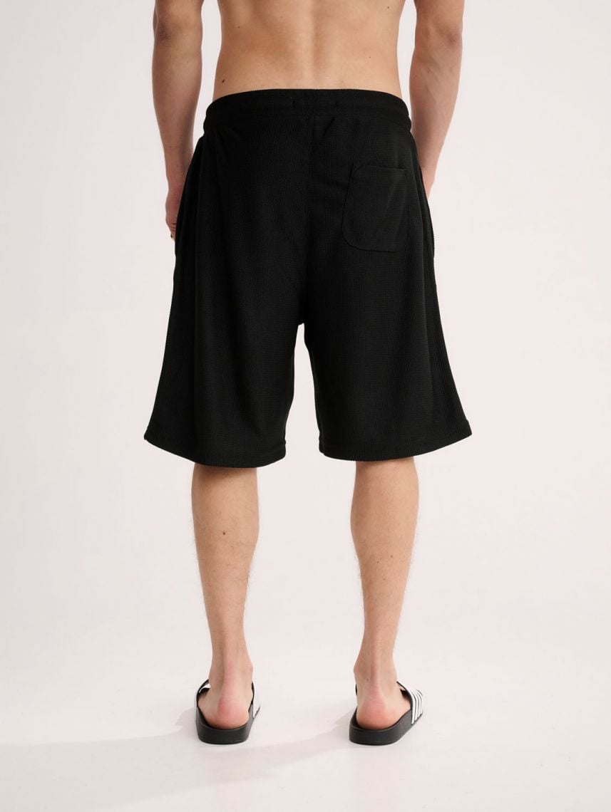 מכנסי טקסטורה עבים קצרים