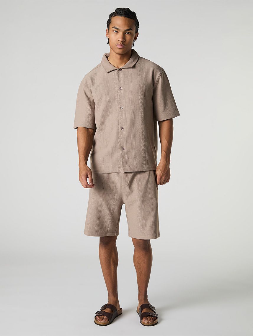 מכופתרת בוקסי טקסטורה