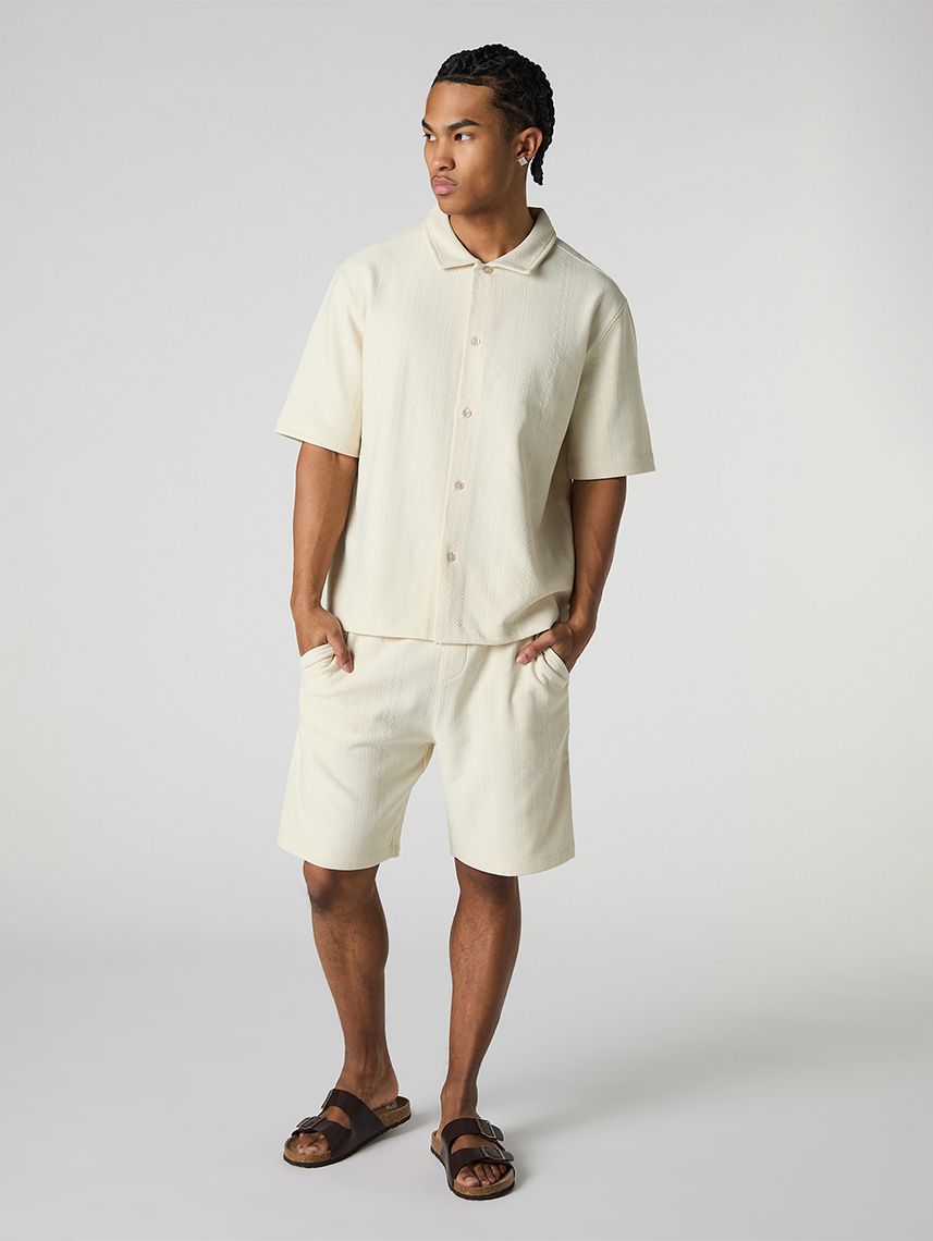 מכנסיים קצרים