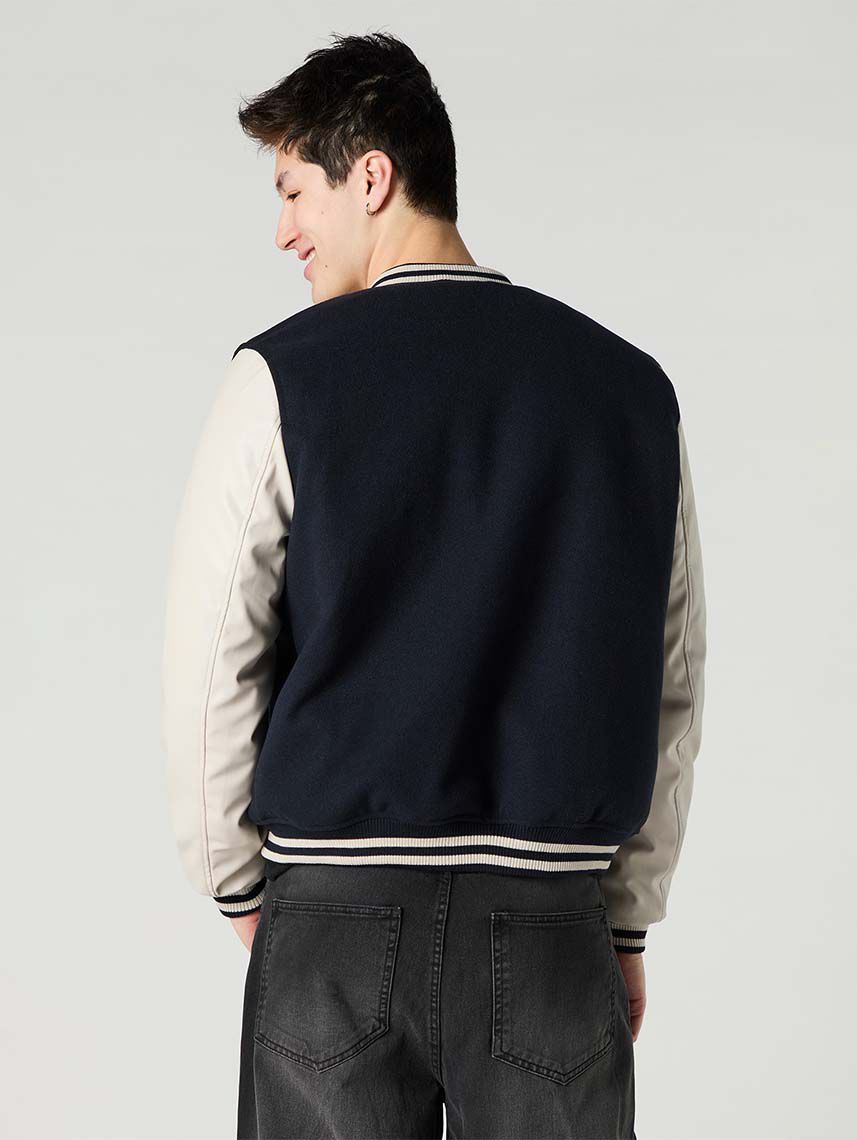 ג’קט קולג’ משולב