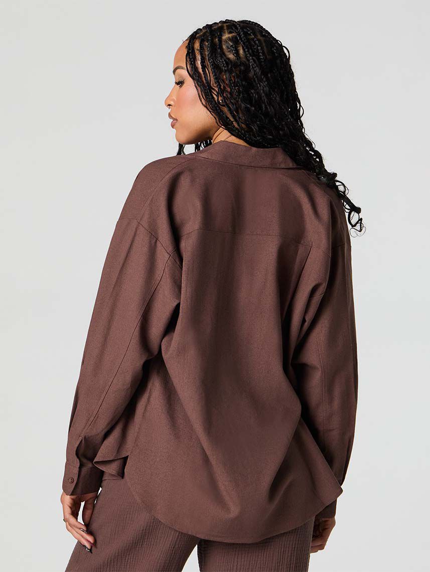 חולצת אוברסייז מכופתרת