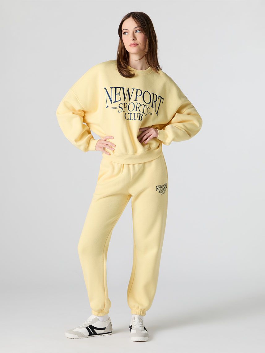 סווטישירט עם רקמה