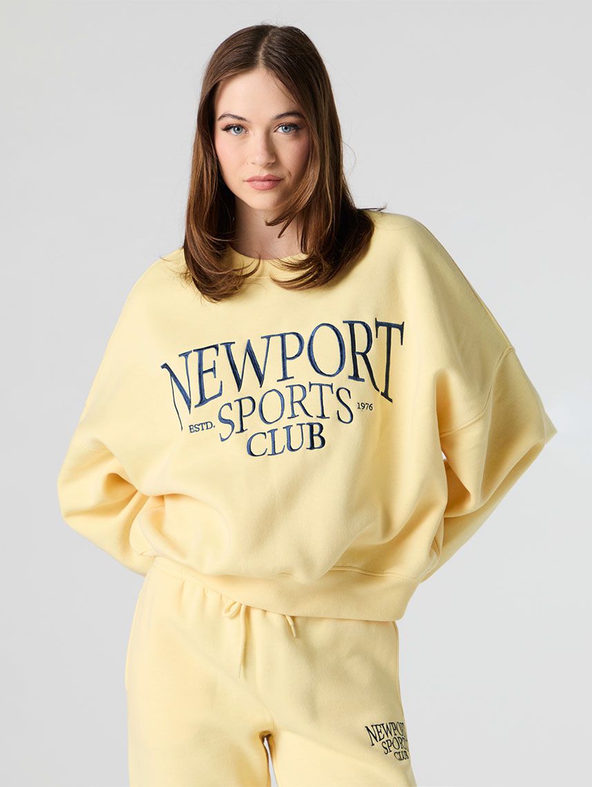 סווטישירט עם רקמה