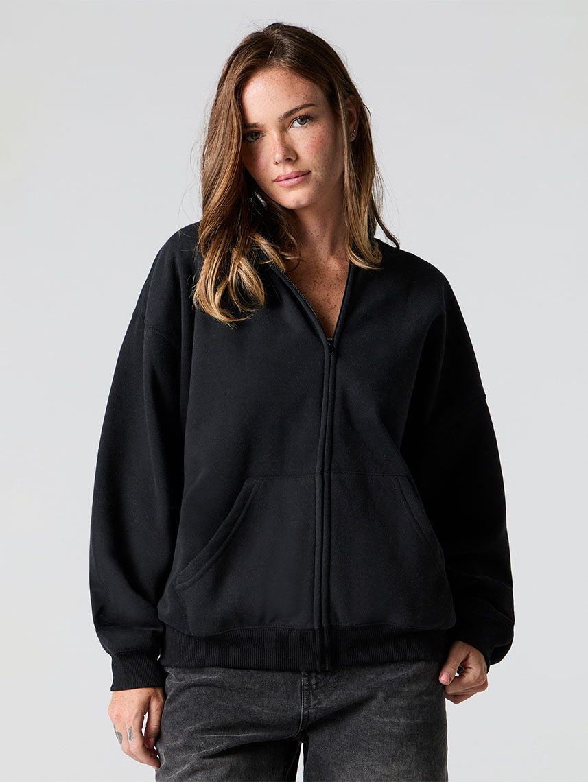 קפוצ’ון אוברסייז עם ריצ’רץ’