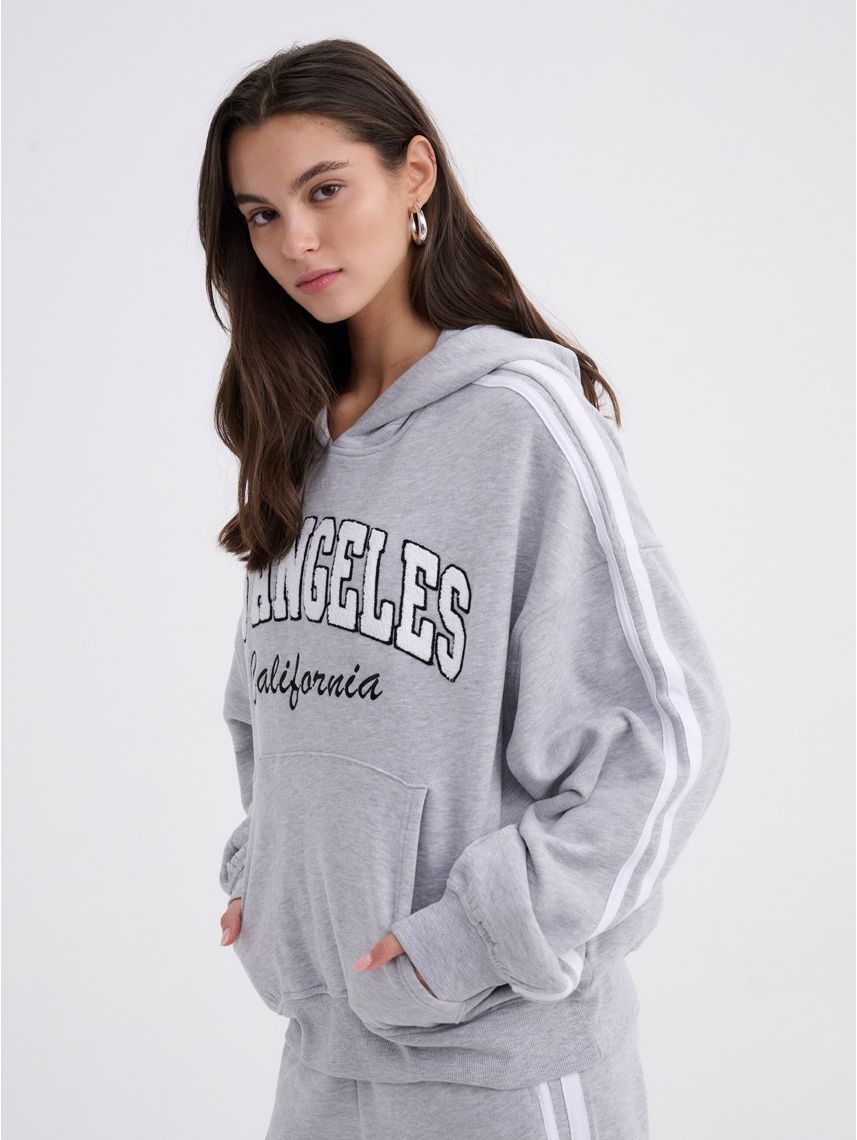 קפוצ’ון סיטי עם רקמה