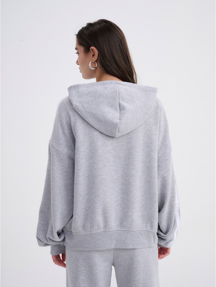 קפוצ’ון סיטי עם רקמה