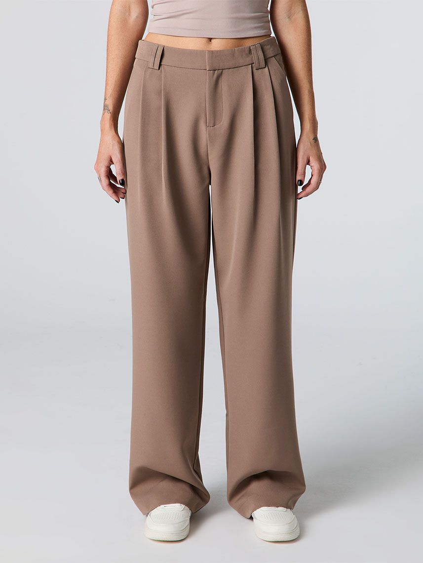 מכנסיים מחוייטים WIDE LEG