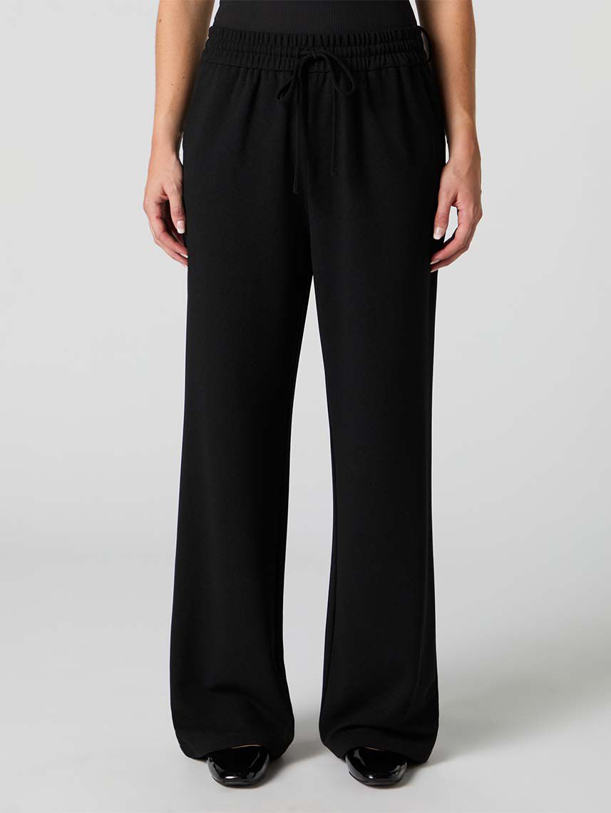 מכנסיים ארוכים נשפכים