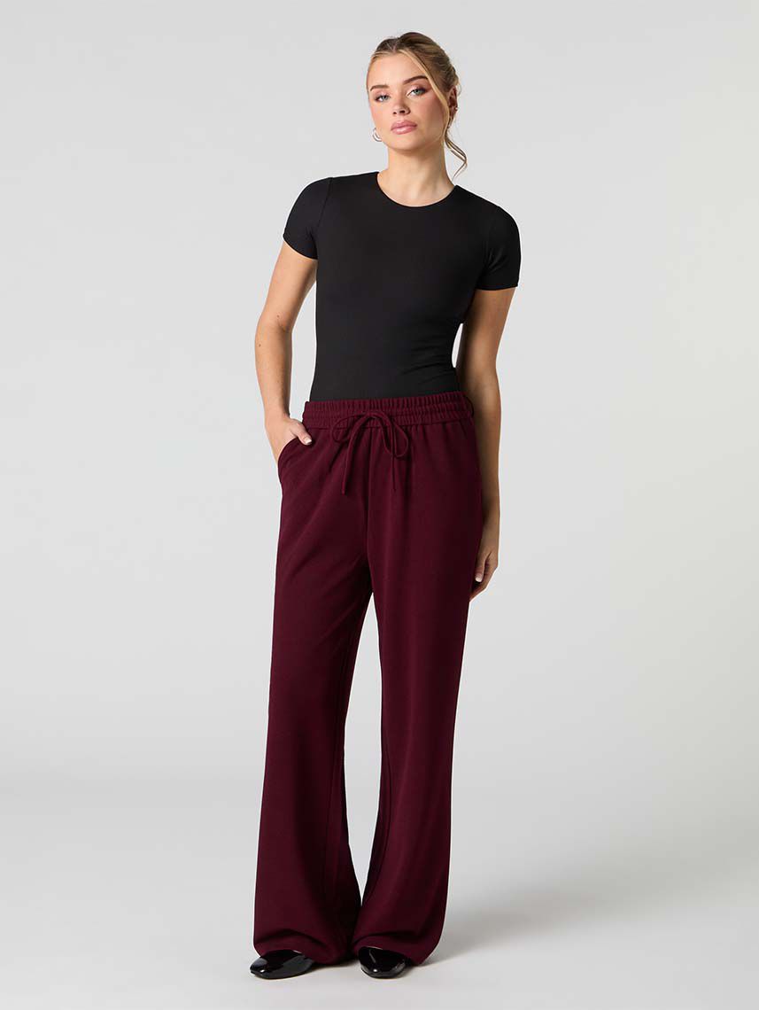 מכנסיים ארוכים נשפכים