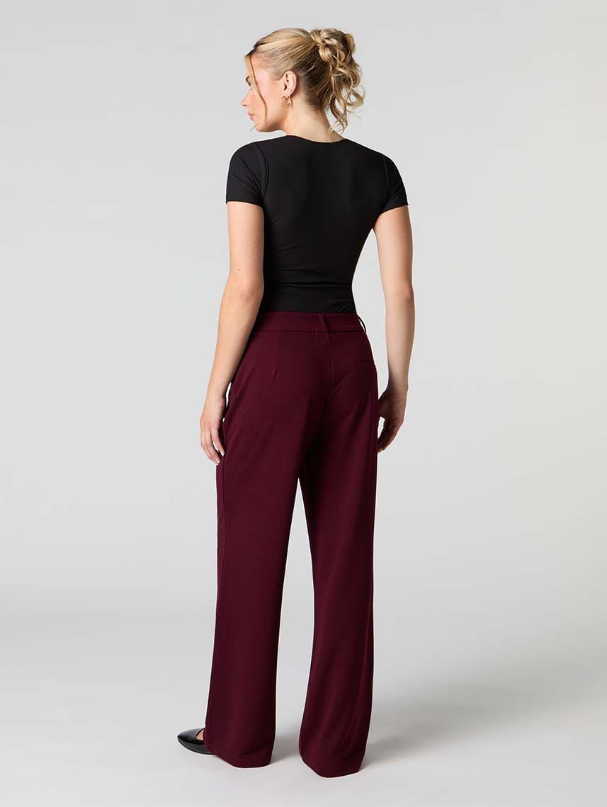 מכנסיים ארוכים נשפכים