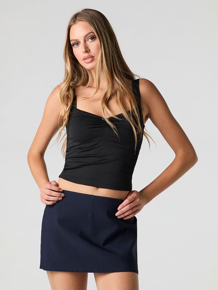 חצאית מיני קלאסית