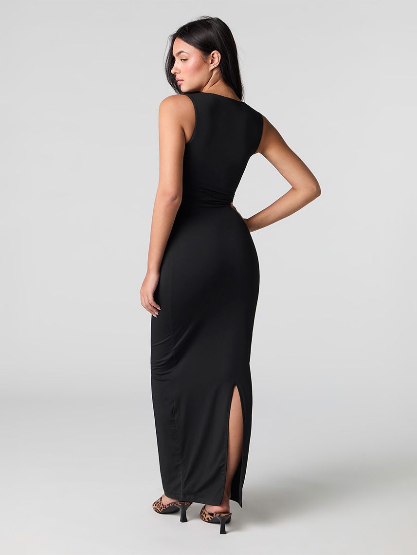 שמלת מקסי צמודה