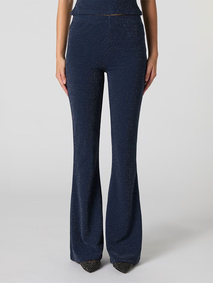 מכנסיים מתרחבים מנצנצים