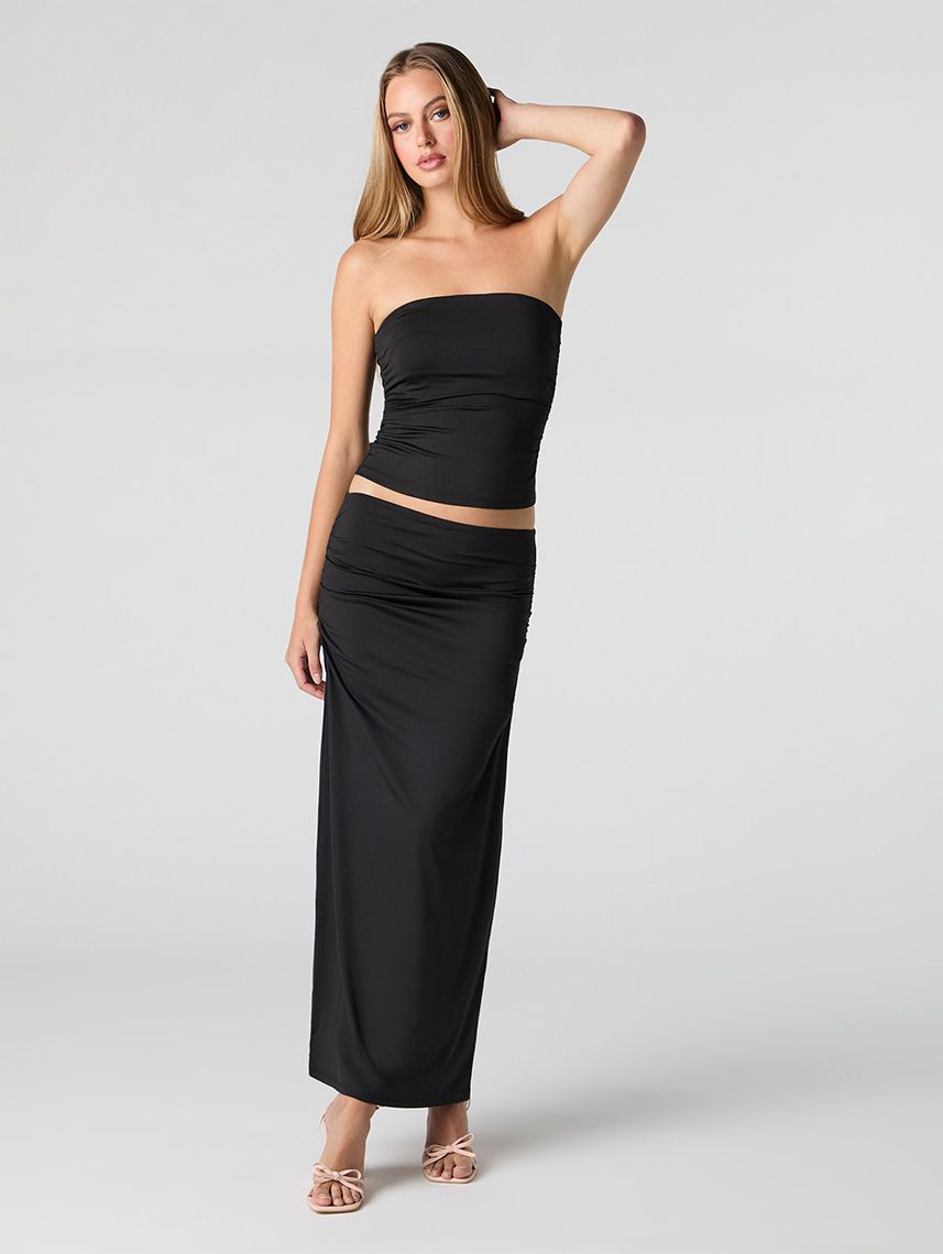 טופ סטרפלס עם כיווצים