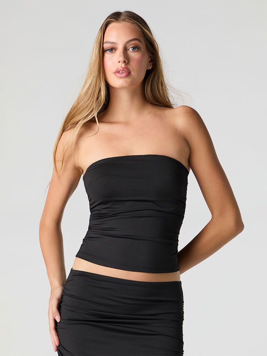 טופ סטרפלס עם כיווצים