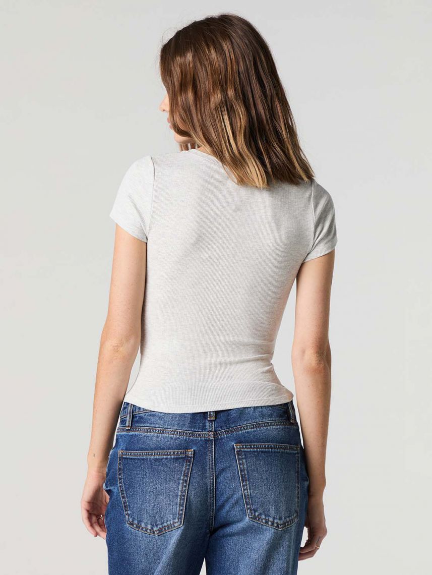 טי-שירט וי ריב