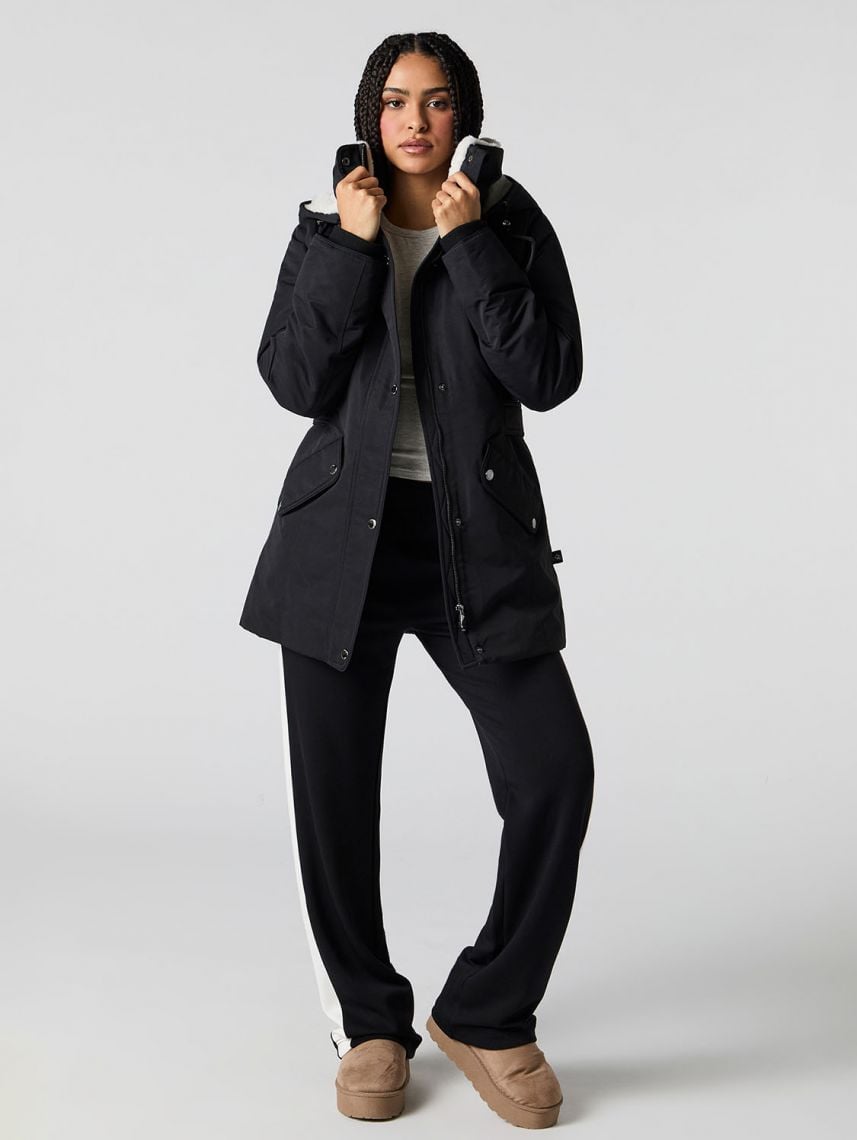 מעיל עם בטנה פרוותית