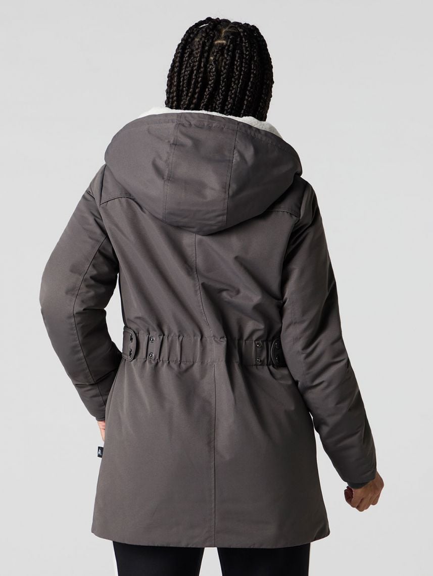 מעיל עם בטנה פרוותית