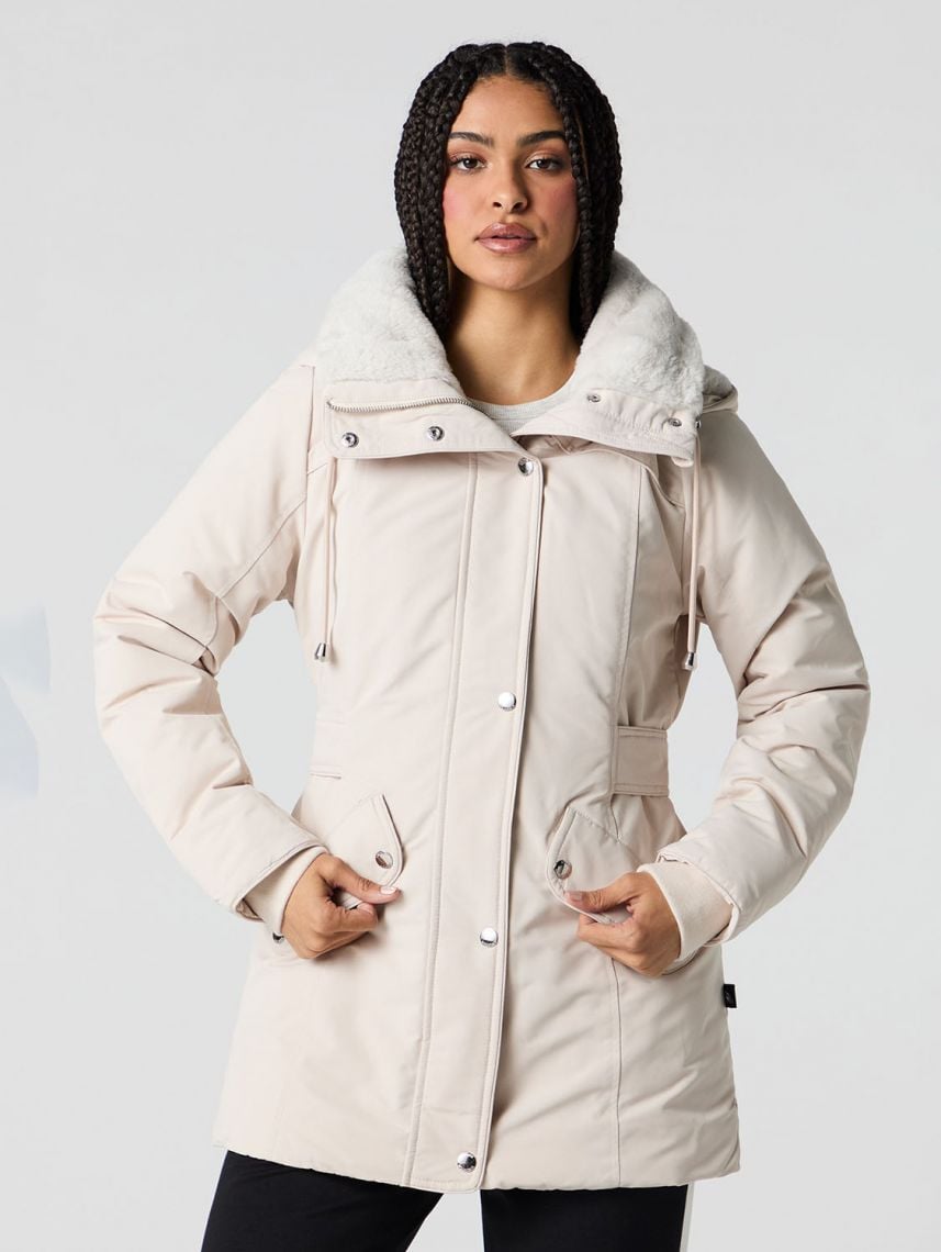 מעיל עם בטנה פרוותית