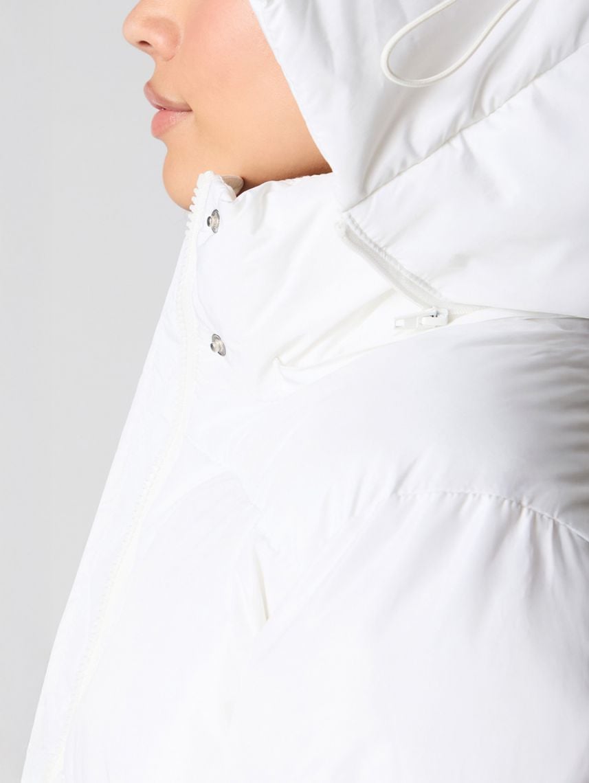 מעיל פוך עם כובע נשלף