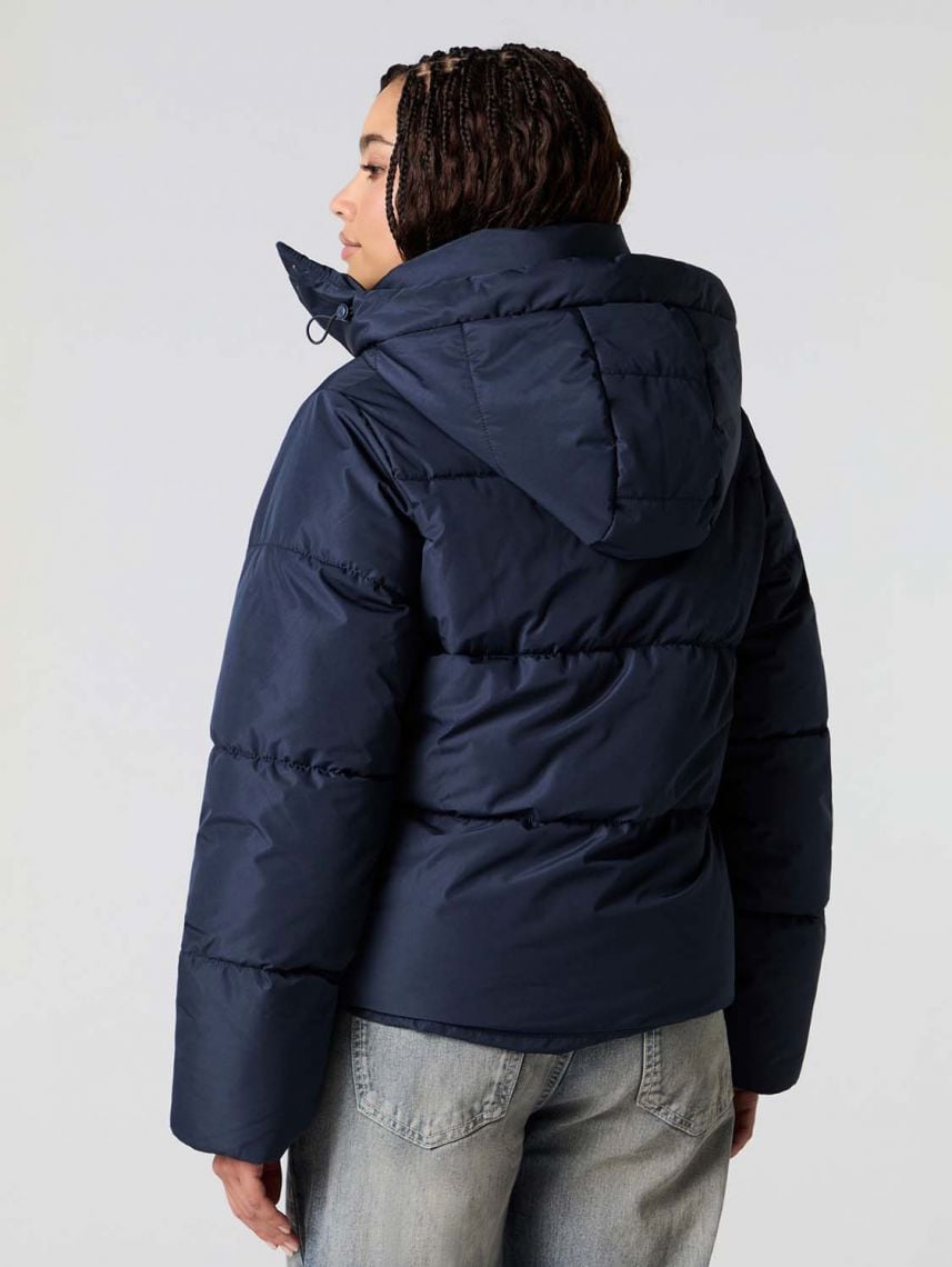 מעיל פוך עם כובע נשלף