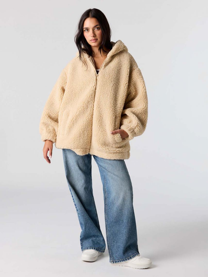 ג’קט פרוותי