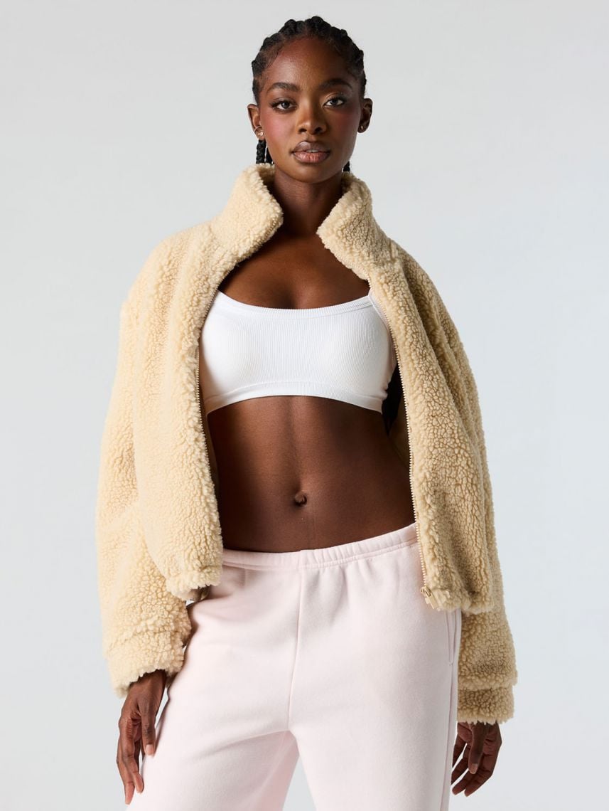 ג’קט פרוותי