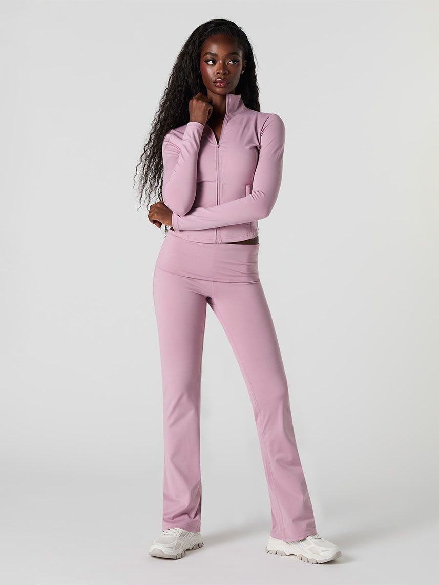 ג’קט אקטיב