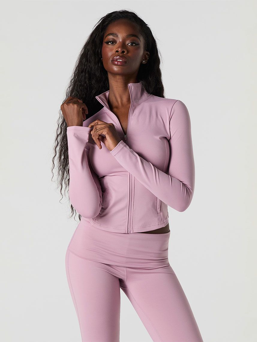 ג’קט אקטיב