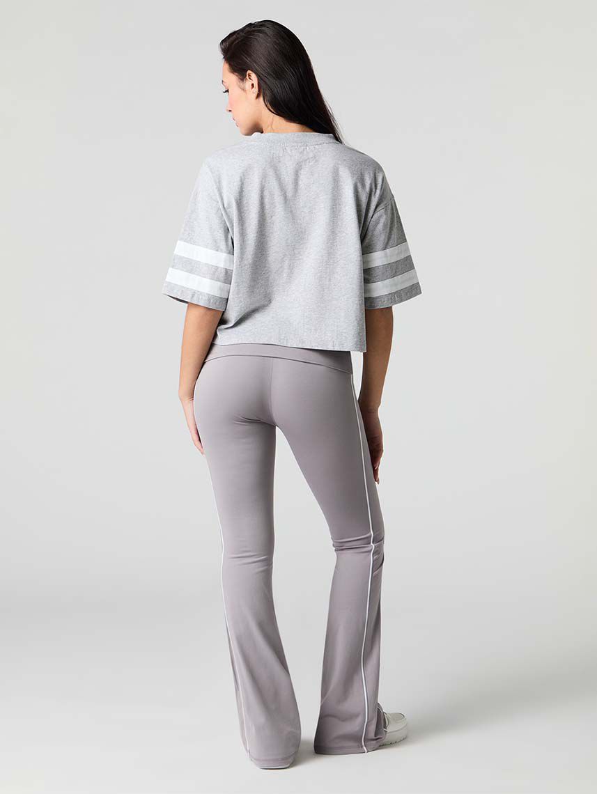 מכנסי אקטיב מתרחבים