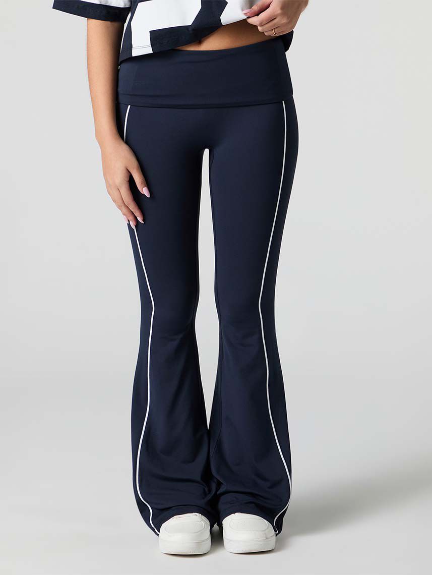 מכנסי אקטיב מתרחבים