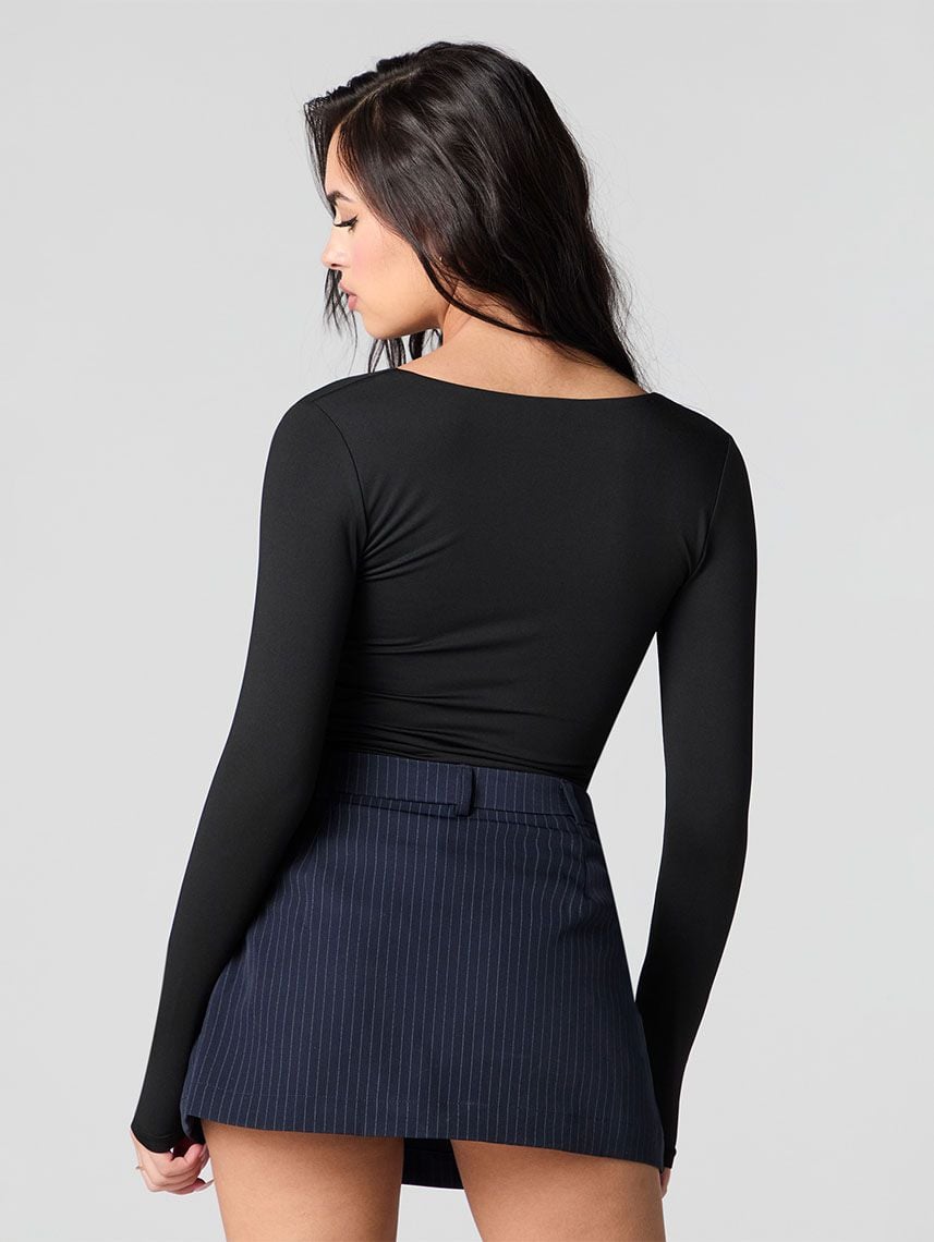 בגד גוף מפתח מרובע