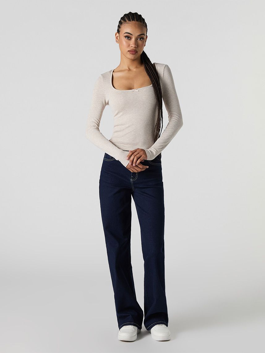 חולצה ארוכה מפתח מרובע