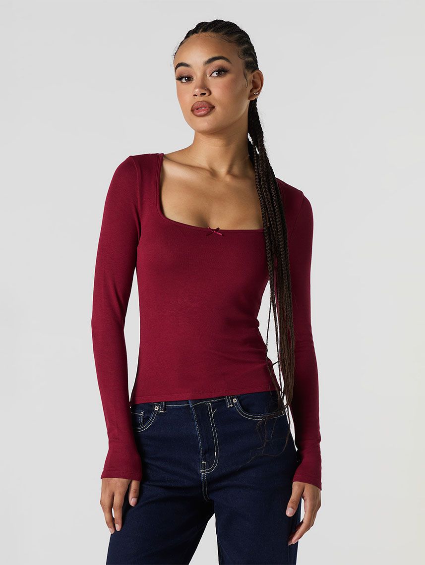 חולצה ארוכה מפתח מרובע