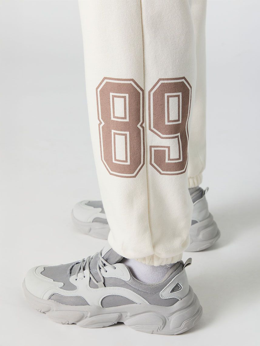 מכנסי פוטר ספורטיביים