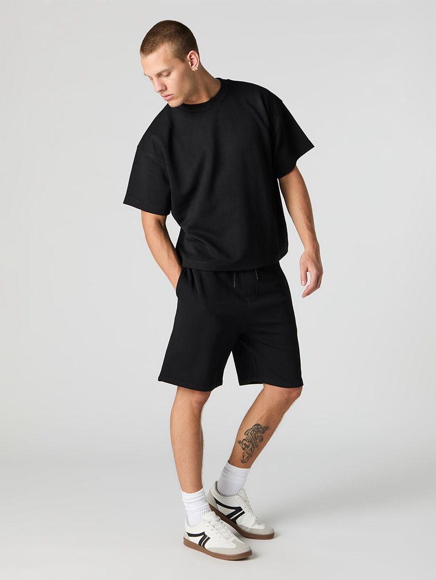 טי-שירט Boxy עם טקסטורה