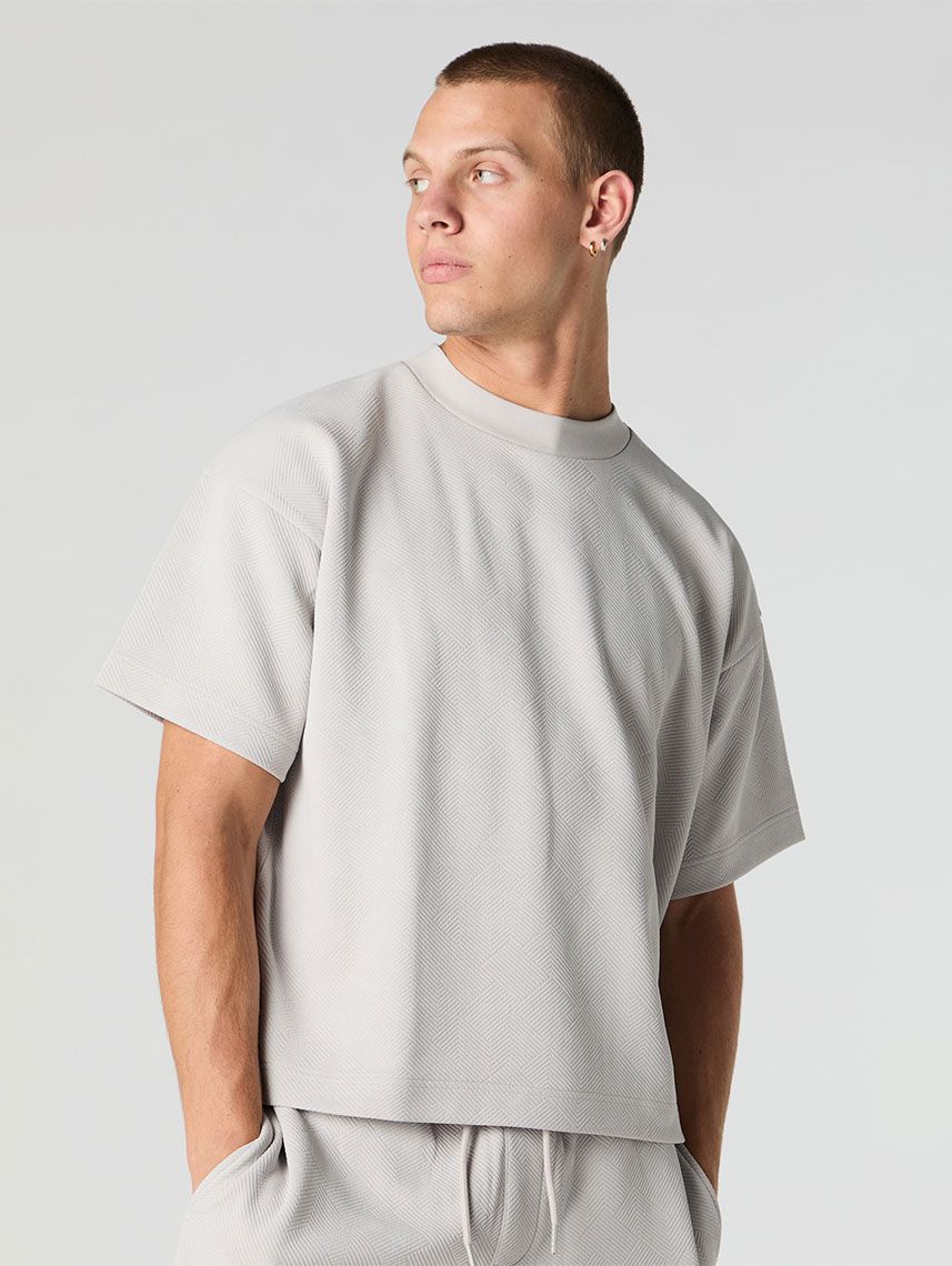 טי-שירט Boxy עם טקסטורה